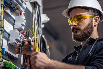 Electrician Jobs in France with Visa Sponsorship for Foreigners